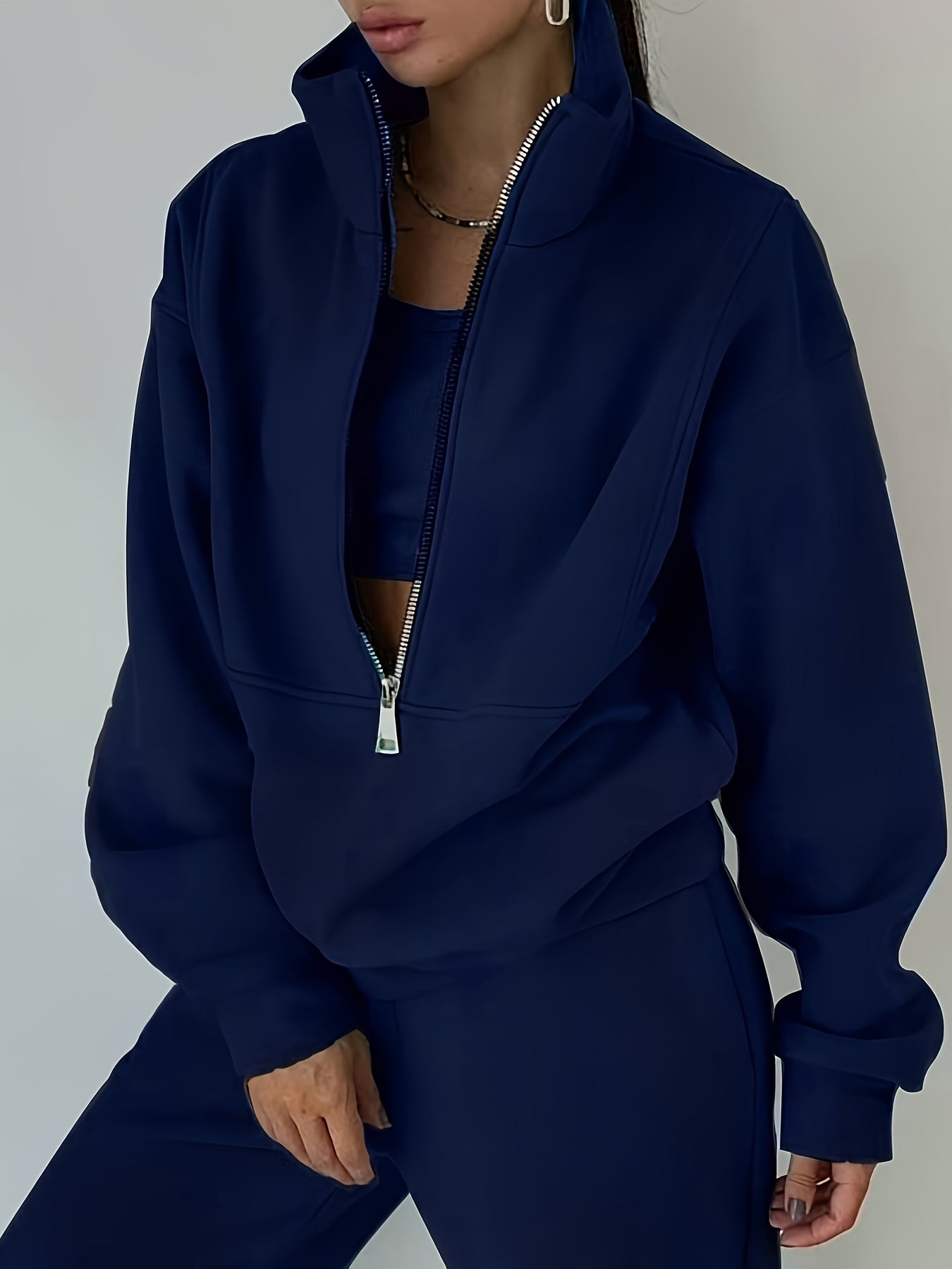 Women's Fleece Two-Piece Set – Sporty Street Casual Sweatshirt & Pants Outfit, Soft Cozy Matching Loungewear Set, 10 Colors, Sizes S-XXL, Everyday Athleisure Fashion