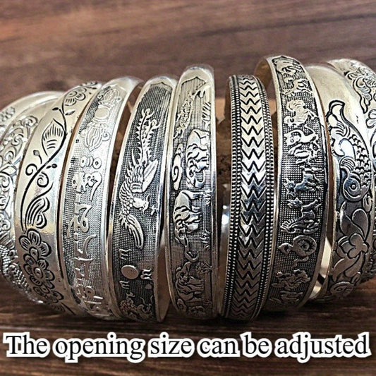 5pcs Retro Ethnic Hollow Engraving Adjustable Open Cuff Bracelet Set for Women Boho Stackable Friendship Bracelets Gift for Christmas Halloween Vacation