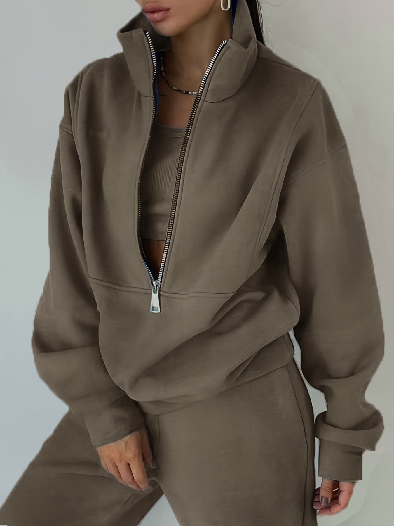 Women's Fleece Two-Piece Set – Sporty Street Casual Sweatshirt & Pants Outfit, Soft Cozy Matching Loungewear Set, 10 Colors, Sizes S-XXL, Everyday Athleisure Fashion