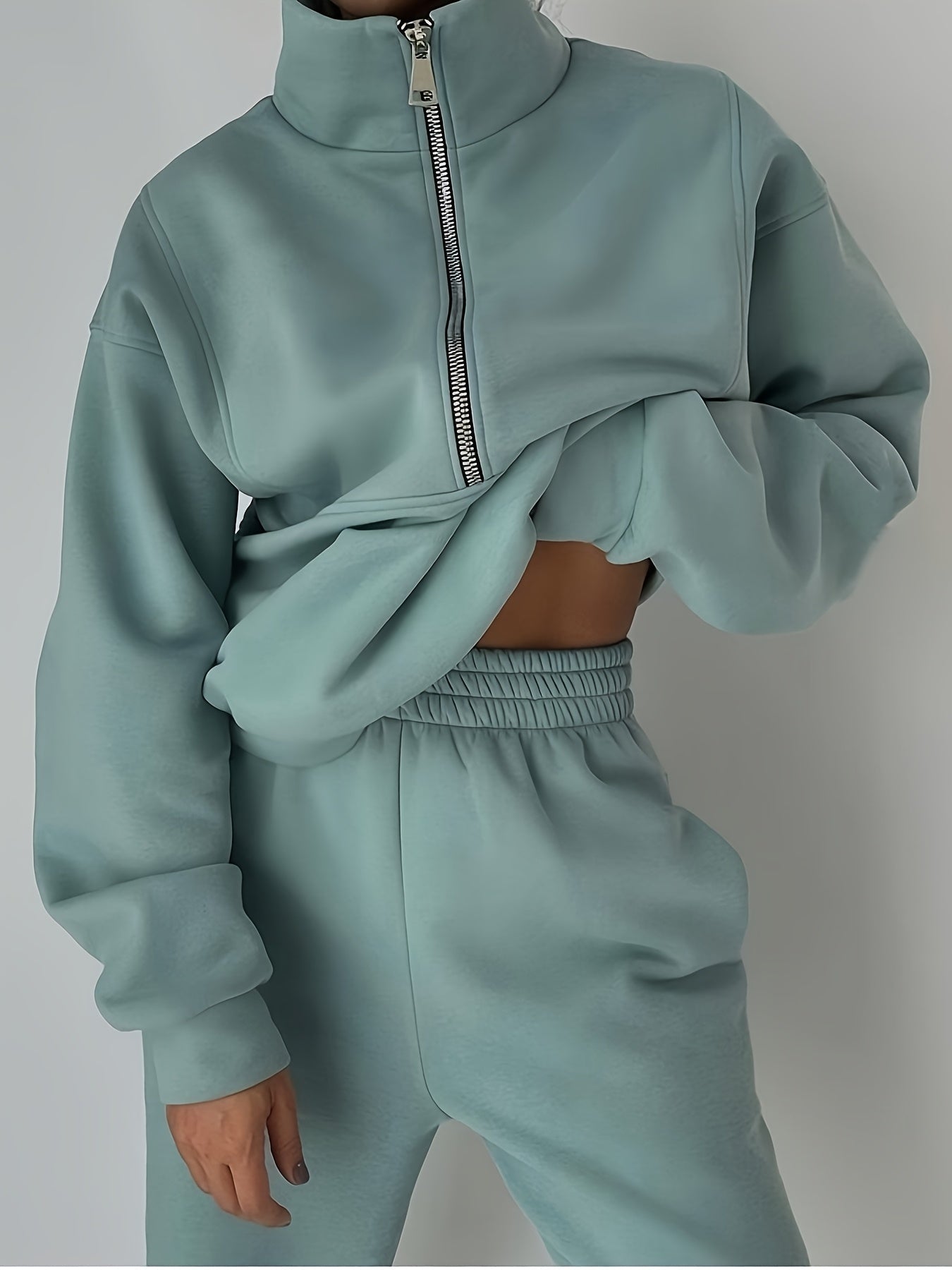 Women's Fleece Two-Piece Set – Sporty Street Casual Sweatshirt & Pants Outfit, Soft Cozy Matching Loungewear Set, 10 Colors, Sizes S-XXL, Everyday Athleisure Fashion